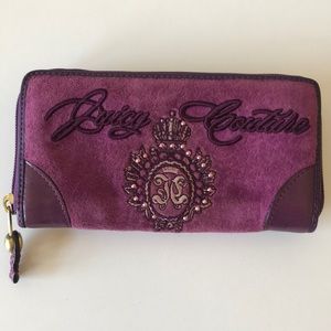 Gently used juicy couture wallet